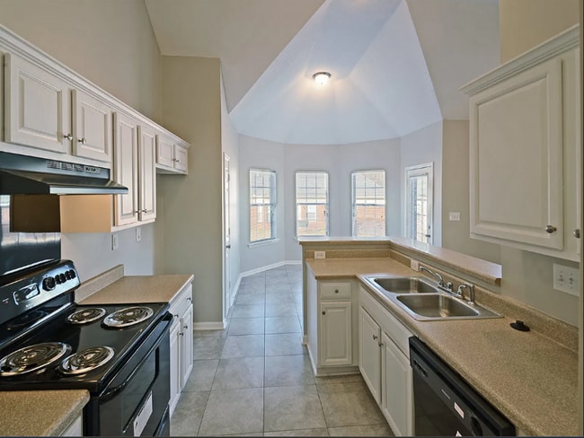 Building Photo - 4593 Tulip Run Dr