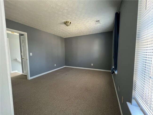 Building Photo - 1438 Vintage Pointe Dr