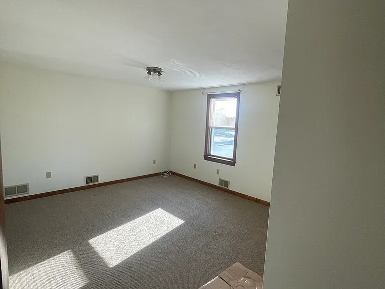 Master Bedroom - 9 Gillan Ave