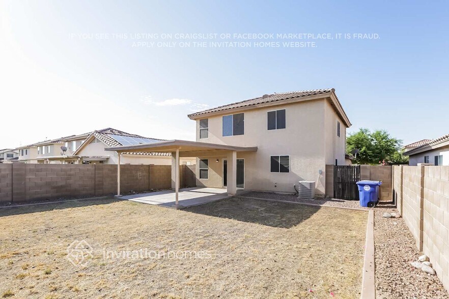 Building Photo - 11718 W Laurel Ln