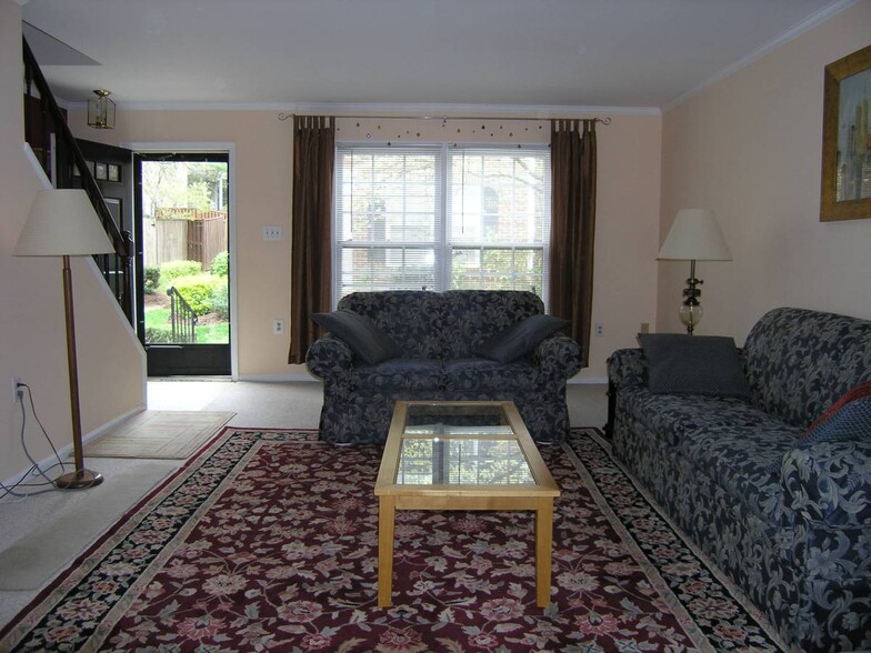 Building Photo - 2550 D S Arlington Mill Dr