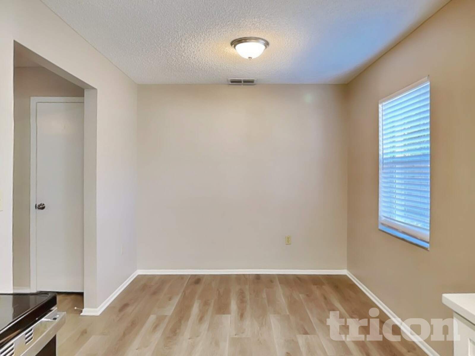 Building Photo - 6047 Calendar Ct E