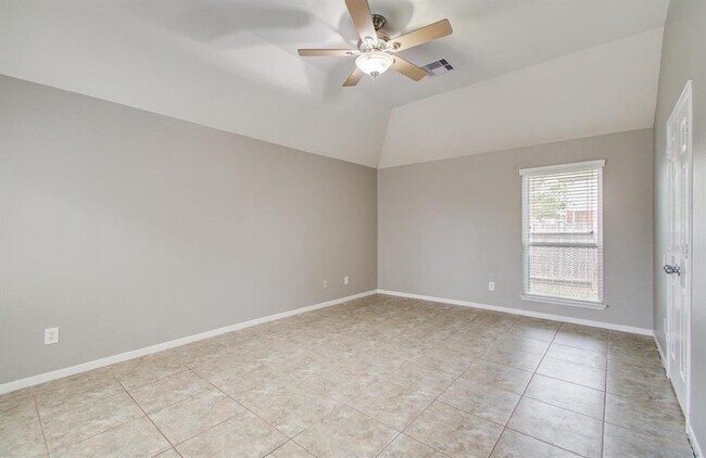 Building Photo - 4823 Upland Dale Ct