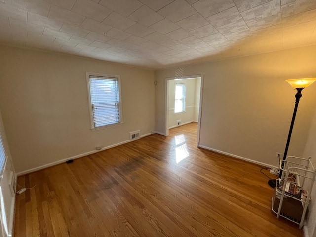 Building Photo - 639 Emerson St NE