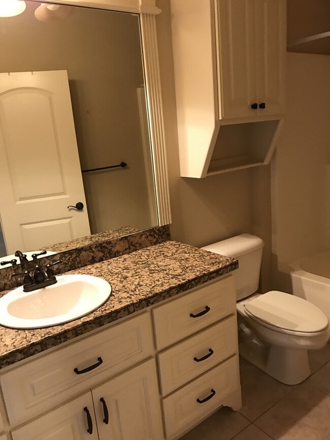 Building Photo - Questions call Lance Garner 501-912-6020