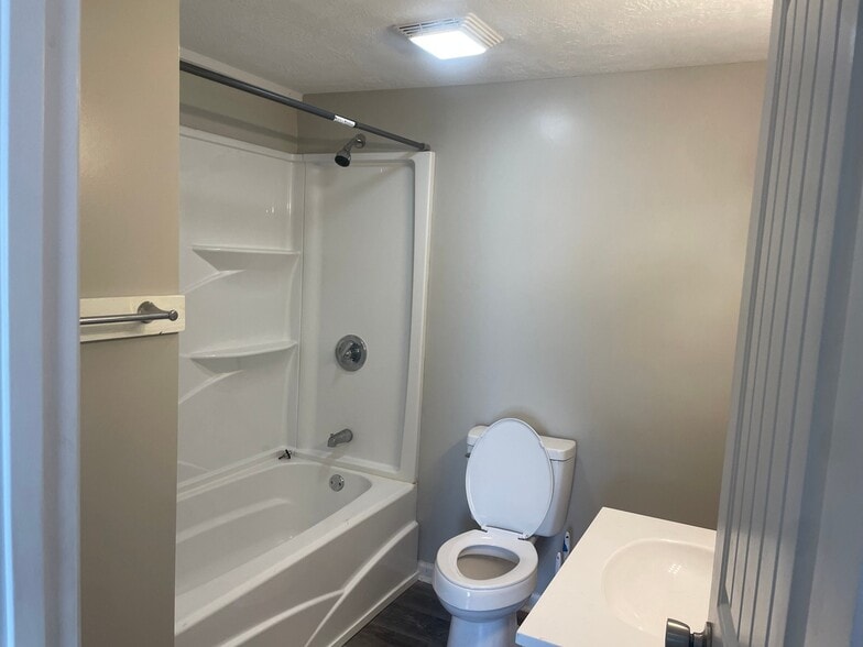 Building Photo - 982 GA-56