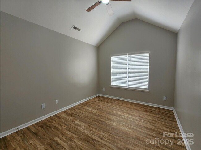 Building Photo - 3303 Reid Brook Ln