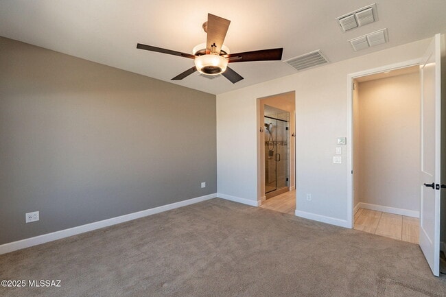 Building Photo - 39548 S Summerwood Dr