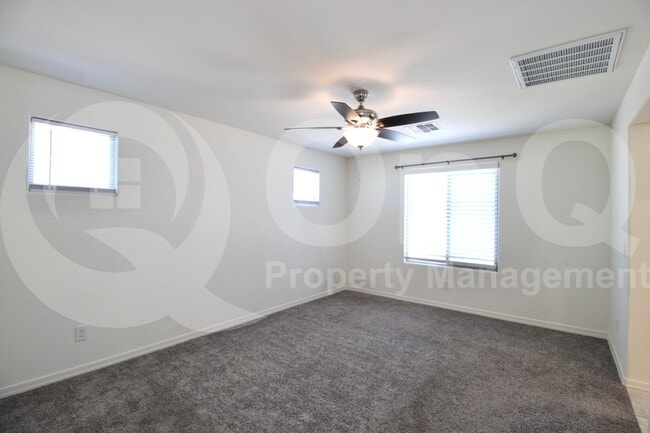 Building Photo - 14238 W Bronco Trl