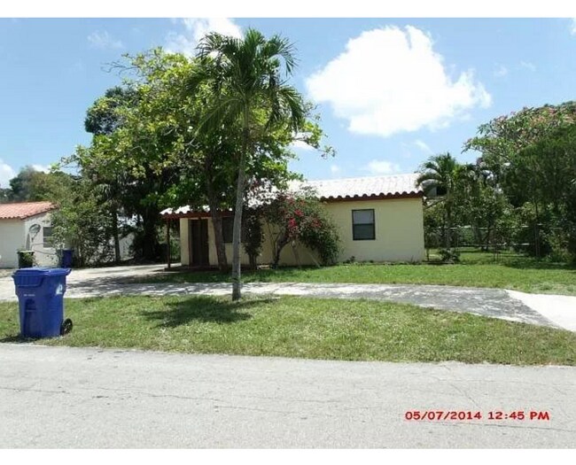 Primary Photo - 1216 NW 3rd Ave