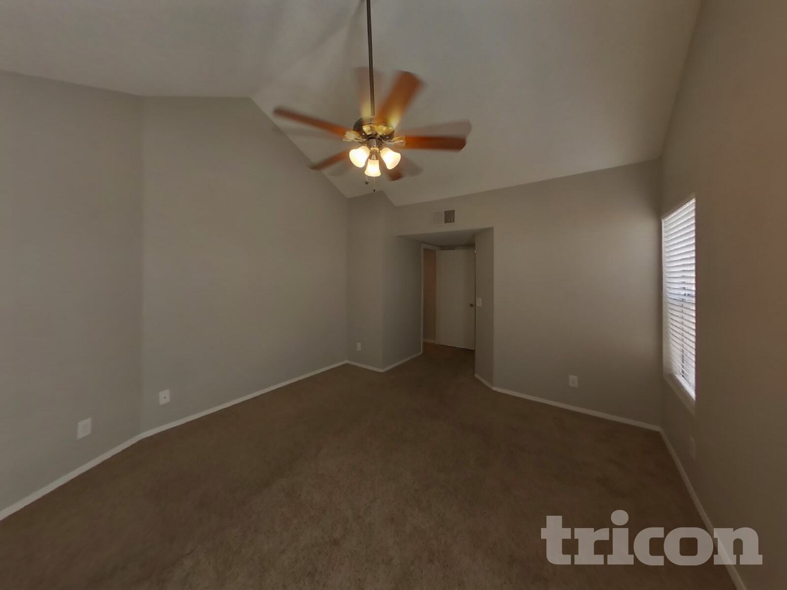 Building Photo - 949 Clipper Dr
