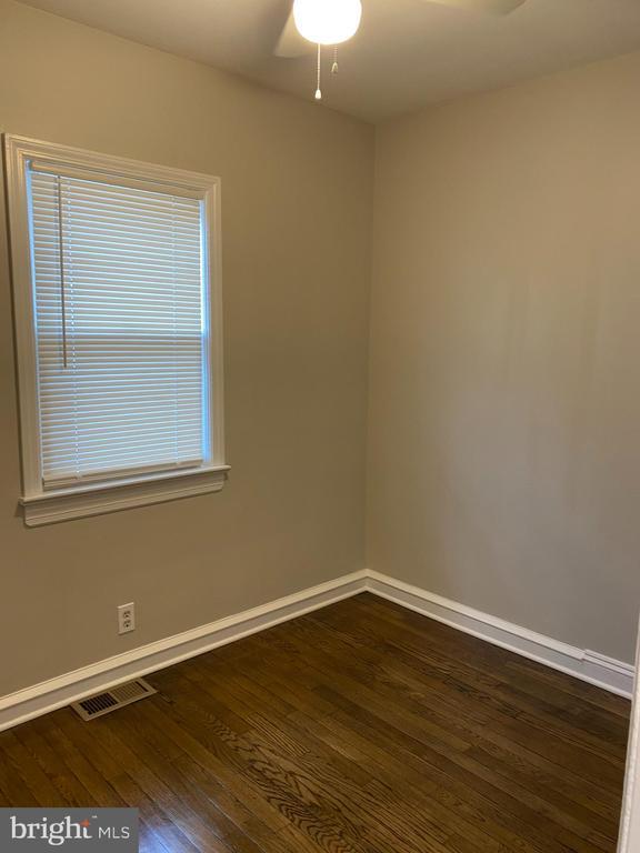 Building Photo - 258 Birch St