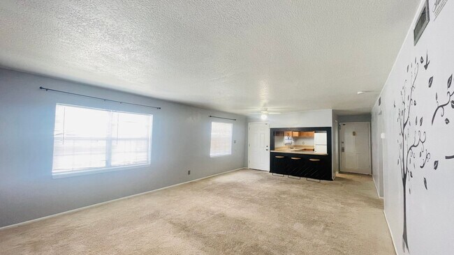 Building Photo - 1000 S Semoran Blvd