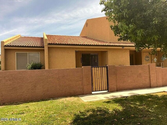 Building Photo - 3511 E Baseline Rd