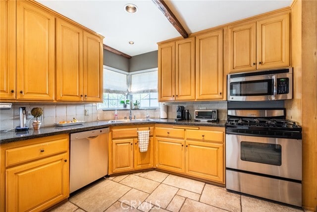 Building Photo - 1215 Oak Cir Dr