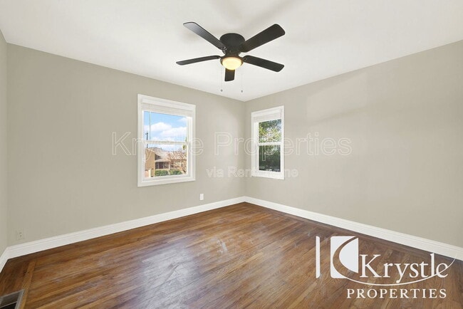 Building Photo - 2420 Alameda St