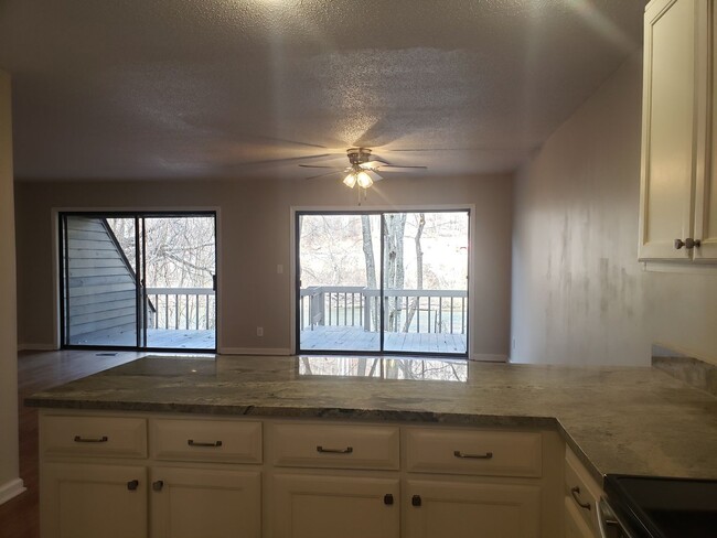 Building Photo - Come Home to the Cartecay