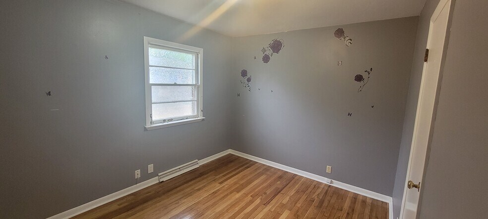Building Photo - 2112 Ferrol St