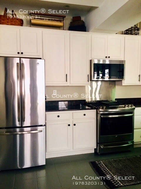 Building Photo - 27 Fayette St