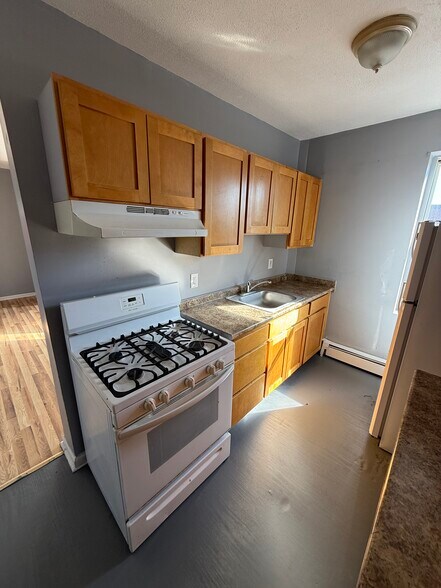 Building Photo - 61 Bedford St