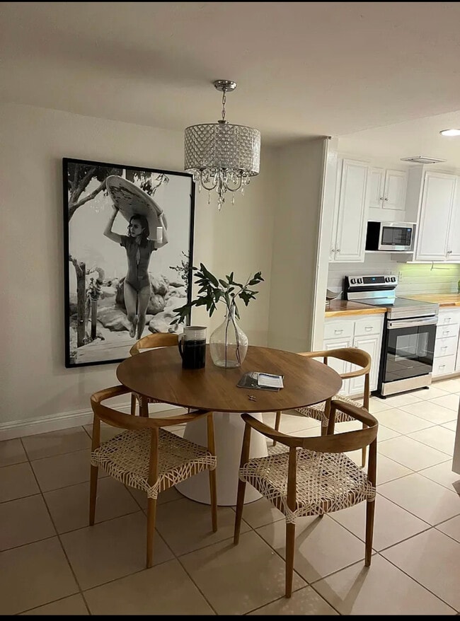 Building Photo - 7811 Eads Ave