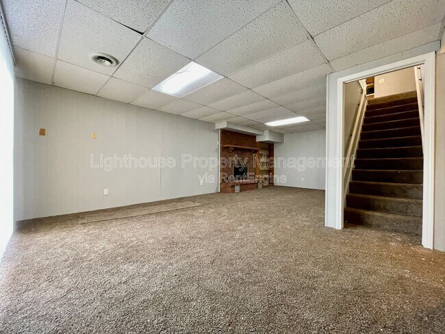 Building Photo - 6800 68th St SE