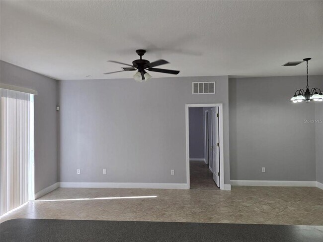 Building Photo - 24612 Portofino Dr