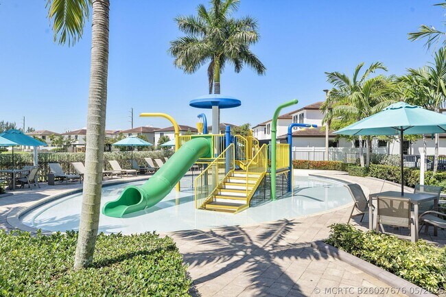 Building Photo - 3253 W 106th Terrace