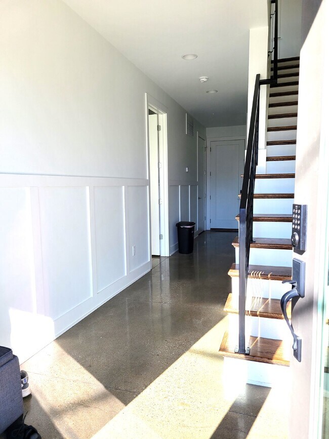 Building Photo - Experience Historic Germantown: Spacious 3-Bedroom Home with Rooftop overlooking Nashville!