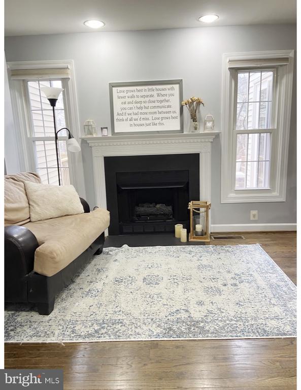 Building Photo - 7404 Heatherfield Ln