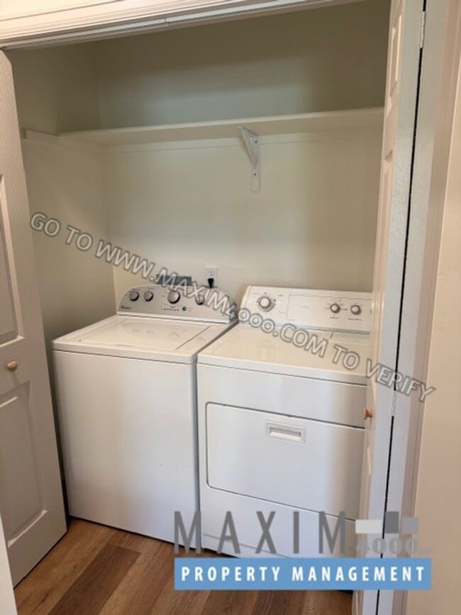 Building Photo - 2721 Patterson Rd