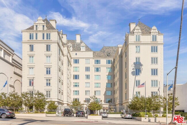 Building Photo - 1424 N Crescent Heights Blvd