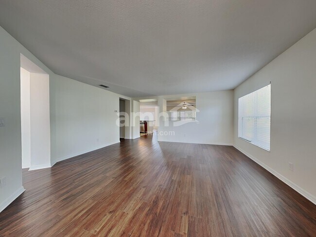 Building Photo - 4476 Barbados Loop