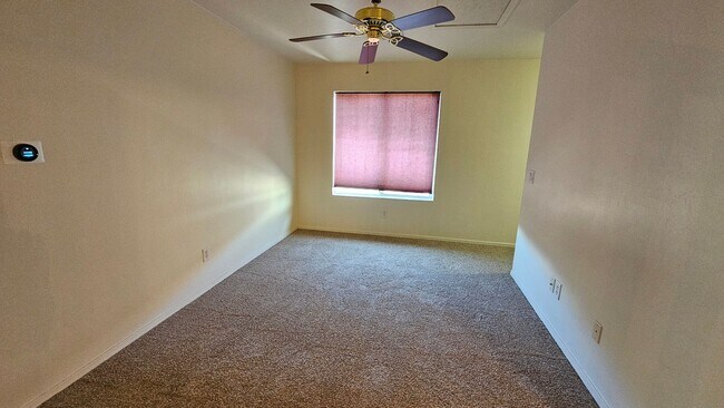 Building Photo - Beautiful 3 Bed 2 Bath Riverhaven - 2 story home!