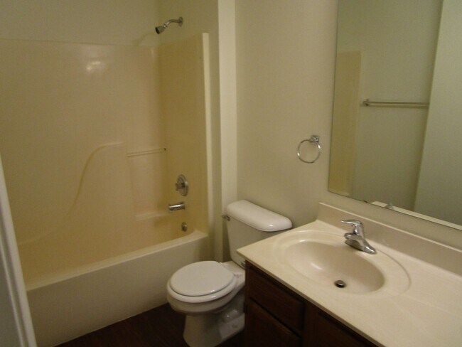 Building Photo - 3501-3503 Delmar Ct.