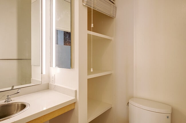 Building Photo - 355 Bryant St