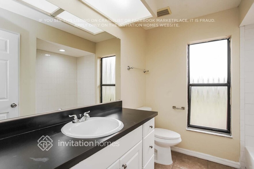 Building Photo - 8907 68th Ave E