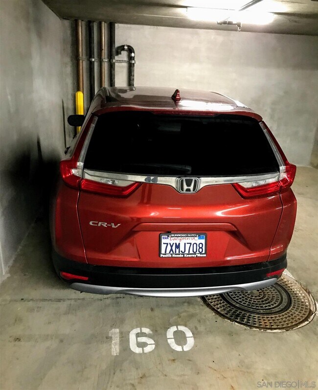 Building Photo - 475 Redwood St