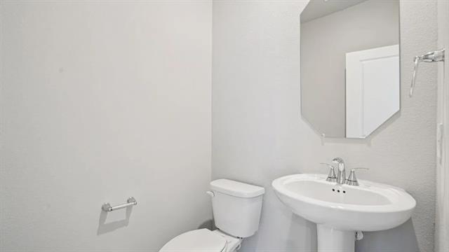 Building Photo - 408 Blanton St