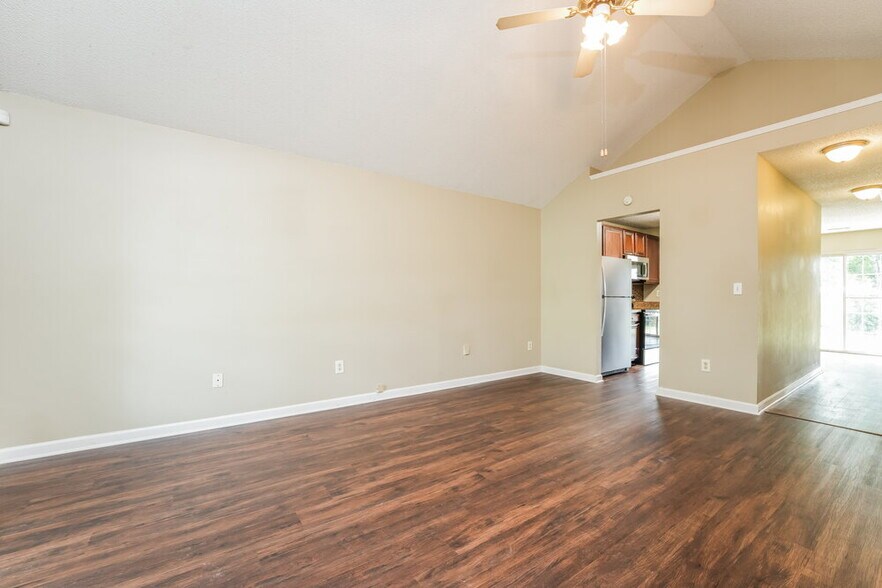 Building Photo - 6315 Klondike River Rd