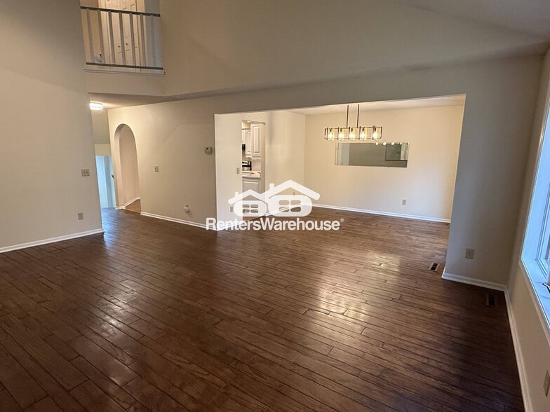 Building Photo - 7406 Cahill Rd