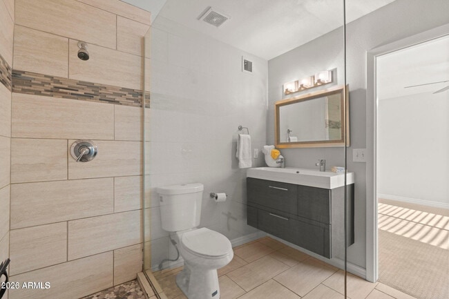 Building Photo - 6909 E Osborn Rd