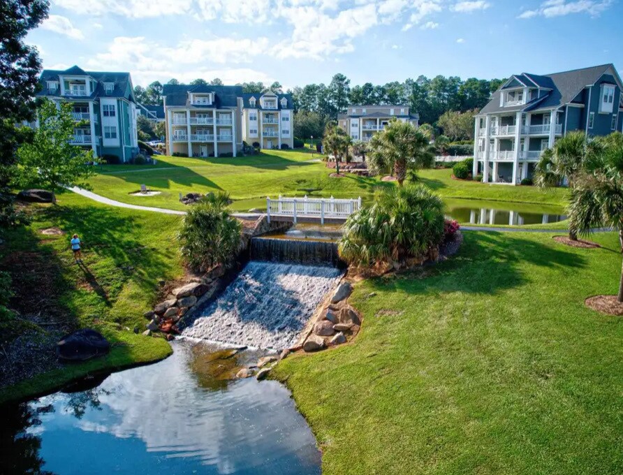 Building Photo - 149 Breezes Dr