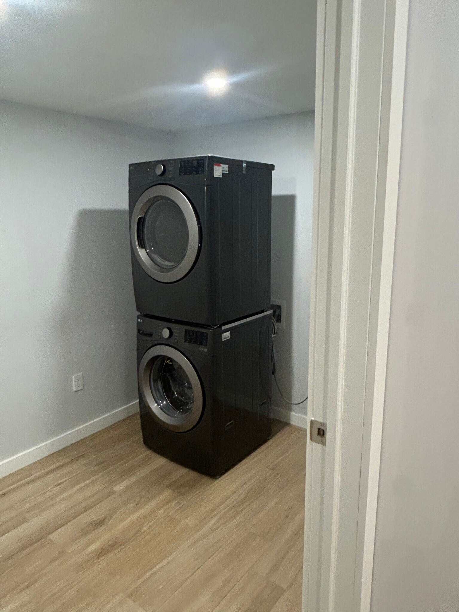 Building Photo - 6859 SW 37th St