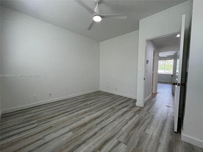 Building Photo - 207 Mallory Ct