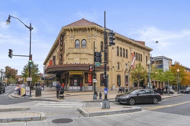 Building Photo - 1248 Irving St NW