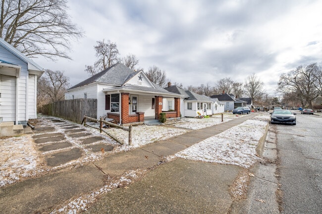 Building Photo - 2029 N 22nd St