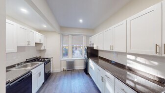 Building Photo - 1789 Beacon St