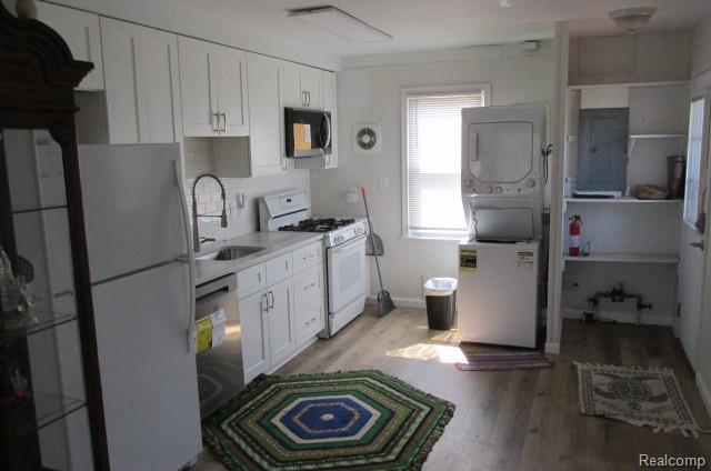 Building Photo - 30953 7 Mile