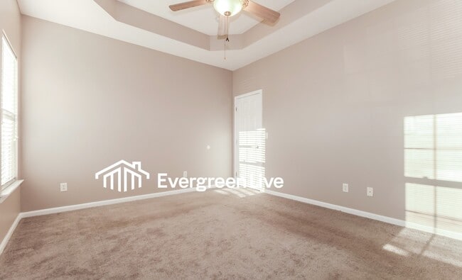 Building Photo - 9724 Moonlight Dr